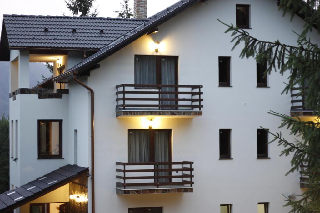 Hotel Casa Laur Cu Plaja Privata Colibiţa Exterior foto